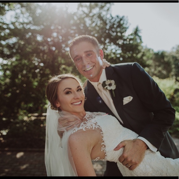 Meet your Posher, Bethany - Picture 1 of 1